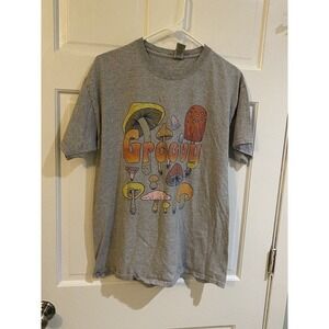Women's Groovy 1970's Mushroom T-shirt Size Large